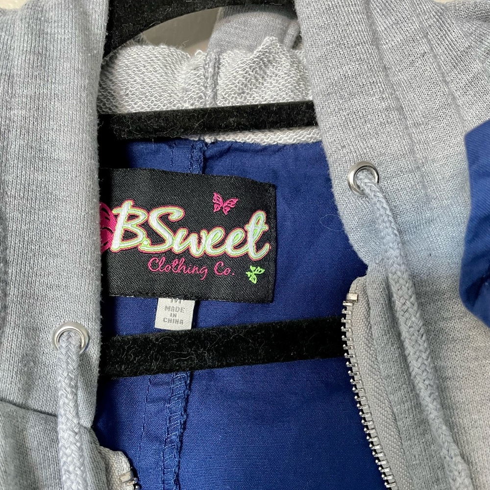 Navy Jacket 🧥 - Picture 6 of 7
